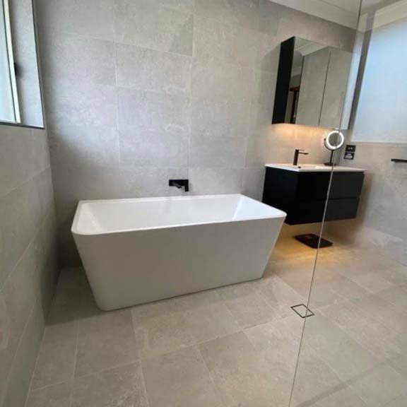 Bangor Bathroom 1