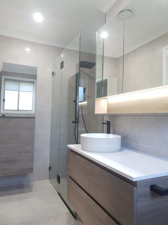 Flinders bathroom 1