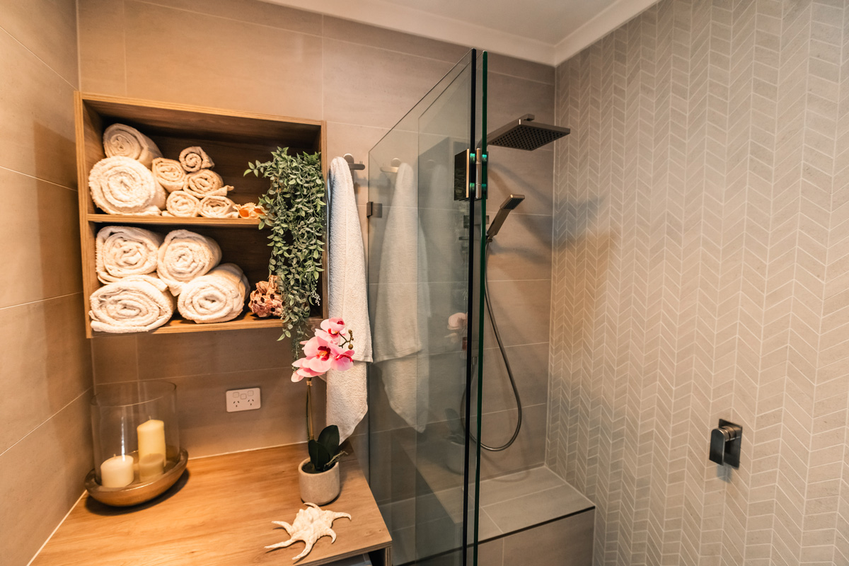 Caringbah Laundry Bathroom